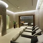 ダブルツリー バイ ヒルトン ホテル＆コンファレンスセンター ホテル