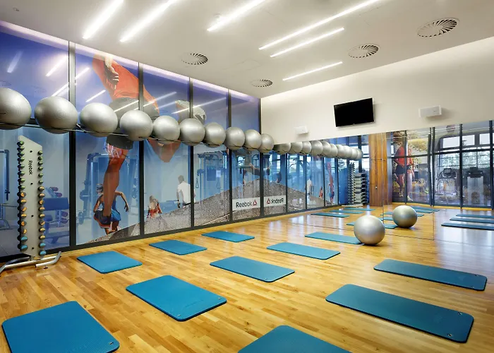 Doubletree By Hilton & Conference Centre Hotell