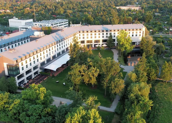 Doubletree By Hilton & Conference Centre Hotell