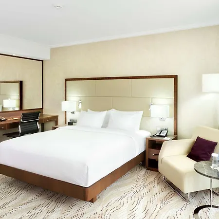 Doubletree By Hilton & Conference Centre Hotell