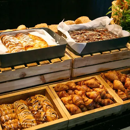 Hotell Doubletree By Hilton & Conference Centre Warszawa