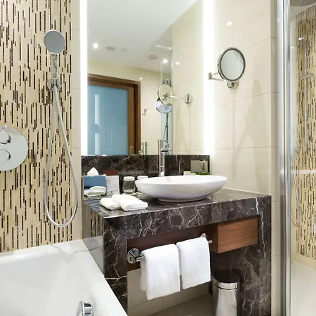 Doubletree By Hilton & Conference Centre