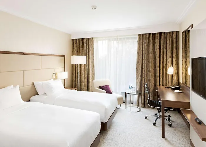 Doubletree By Hilton & Conference Centre 4*
