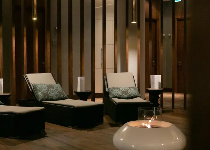 Doubletree By Hilton & Conference Centre Hotel 4*