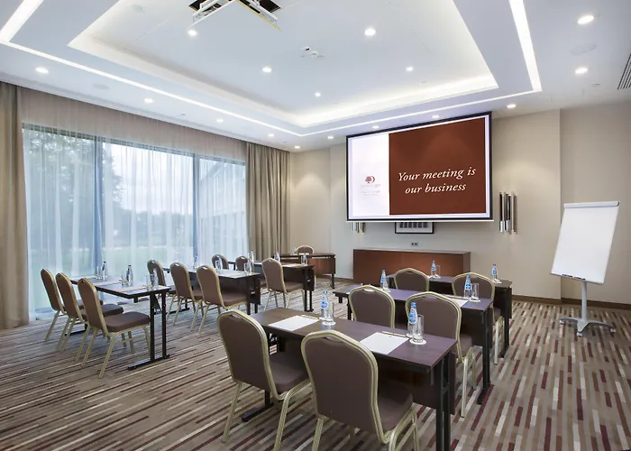 Hotel Doubletree By Hilton & Conference Centre Warschau