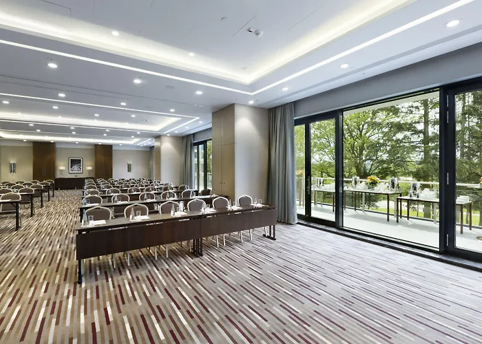 Hotel Doubletree By Hilton & Conference Centre Warschau