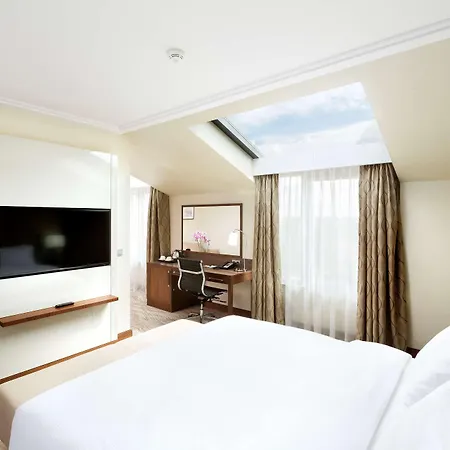 Doubletree By Hilton & Conference Centre 4* Varşova