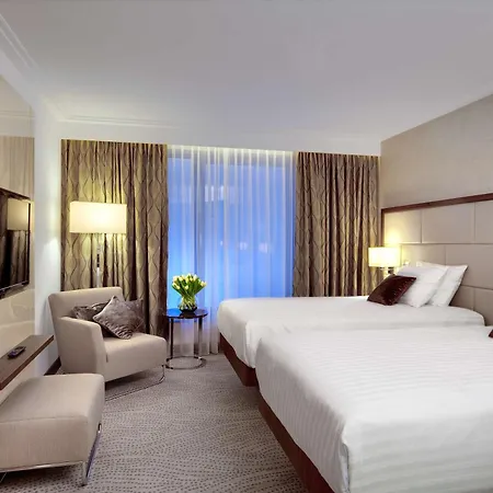 Doubletree By Hilton & Conference Centre Otel 4*