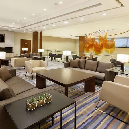 Doubletree By Hilton & Conference Centre 4* Varşova