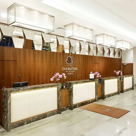 Doubletree By Hilton & Conference Centre Szálloda Varsó