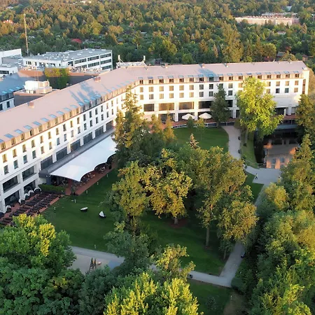 Doubletree By Hilton & Conference Centre Hotel