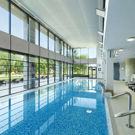 Szálloda Doubletree By Hilton & Conference Centre Varsó
