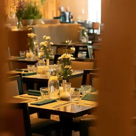 Ξενοδοχείο Doubletree By Hilton & Conference Centre