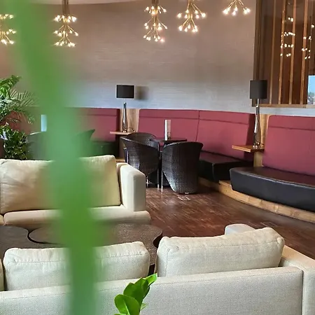 Hotel Doubletree By Hilton & Conference Centre Warsaw