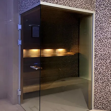 Ξενοδοχείο Doubletree By Hilton & Conference Centre