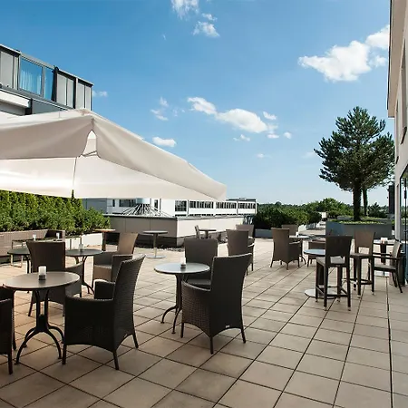 Doubletree By Hilton & Conference Centre