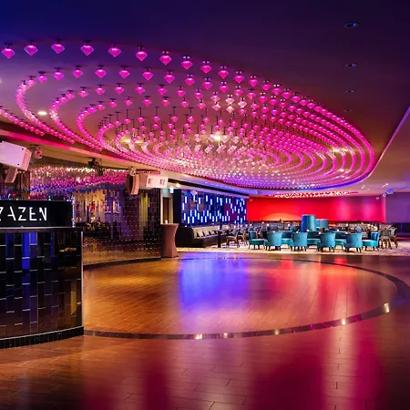 Doubletree By Hilton & Conference Centre 4* Warsaw