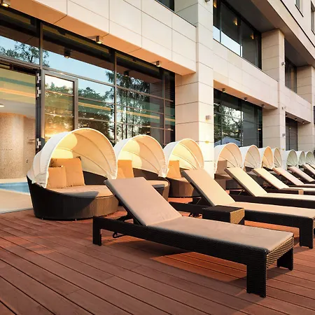 Doubletree By Hilton & Conference Centre Hotel 4*