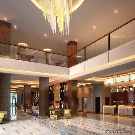 Doubletree By Hilton & Conference Centre Otel 4*