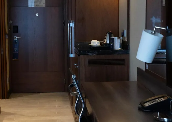 Hotel Doubletree By Hilton & Conference Centre 4*