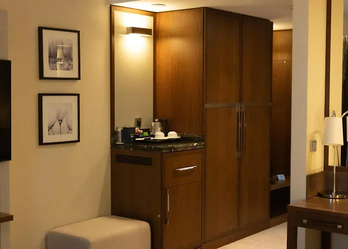 Doubletree By Hilton & Conference Centre 4* Warszawa