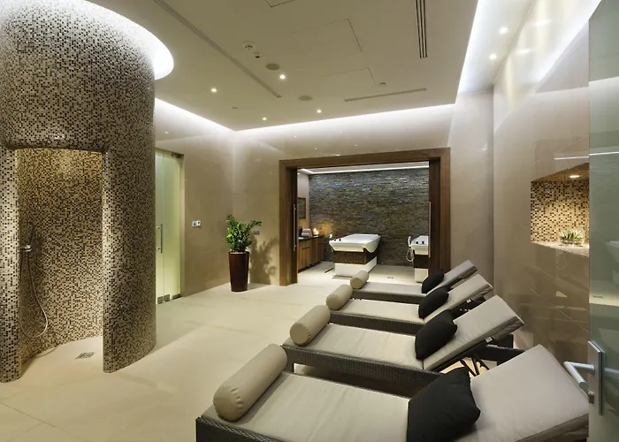 Doubletree By Hilton & Conference Centre Hotel