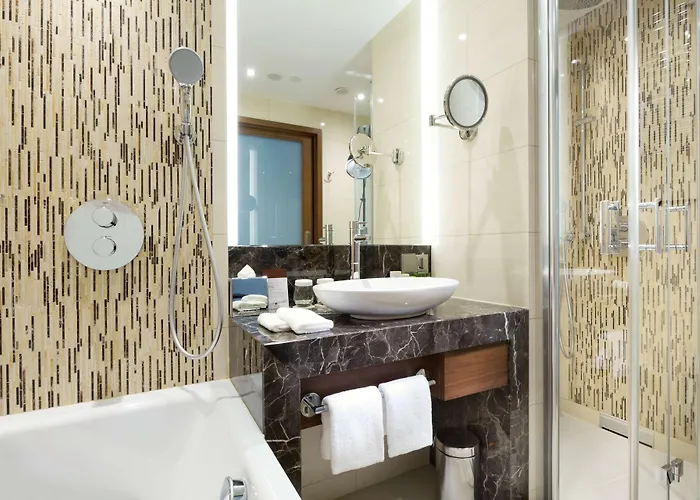 Doubletree By Hilton & Conference Centre