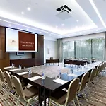 Doubletree By Hilton & Conference Centre Hotell Warszawa