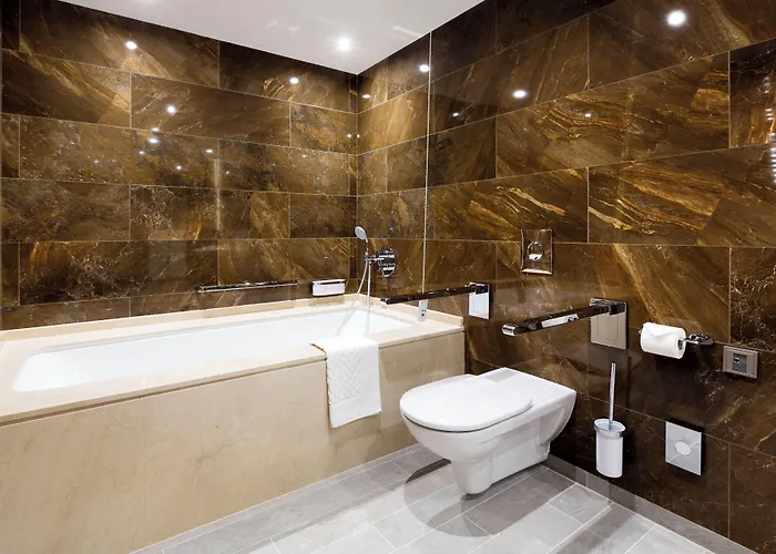 Doubletree By Hilton & Conference Centre